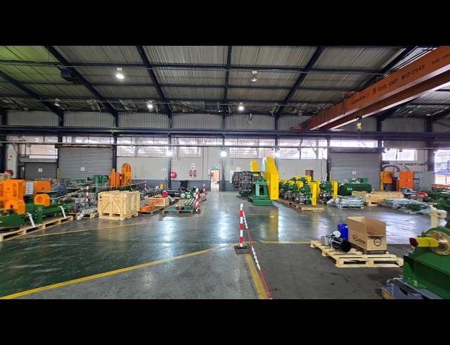 1,678M² WAREHOUSE TO LET IN SPARTAN